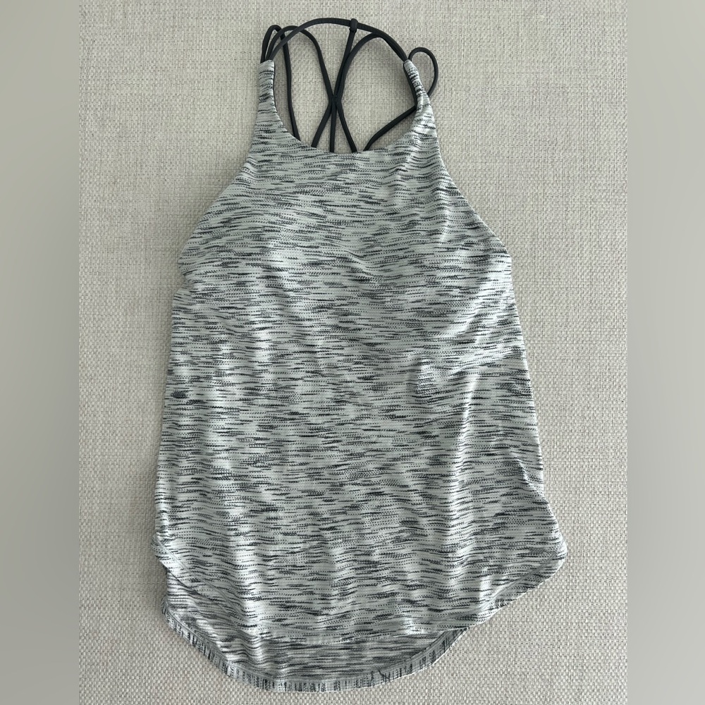 Lululemon tank top+sports bra 2-in-1